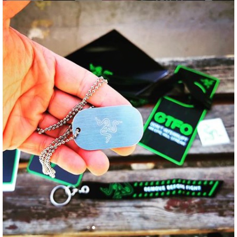 Razer LEET PACK v3 (Coasters, lanyards, pina, stickers, tattoos & metal dog tag chain)